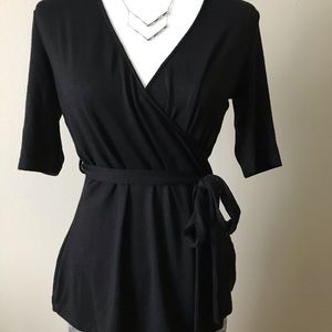 🆕🖤Tie waist wrap top🖤